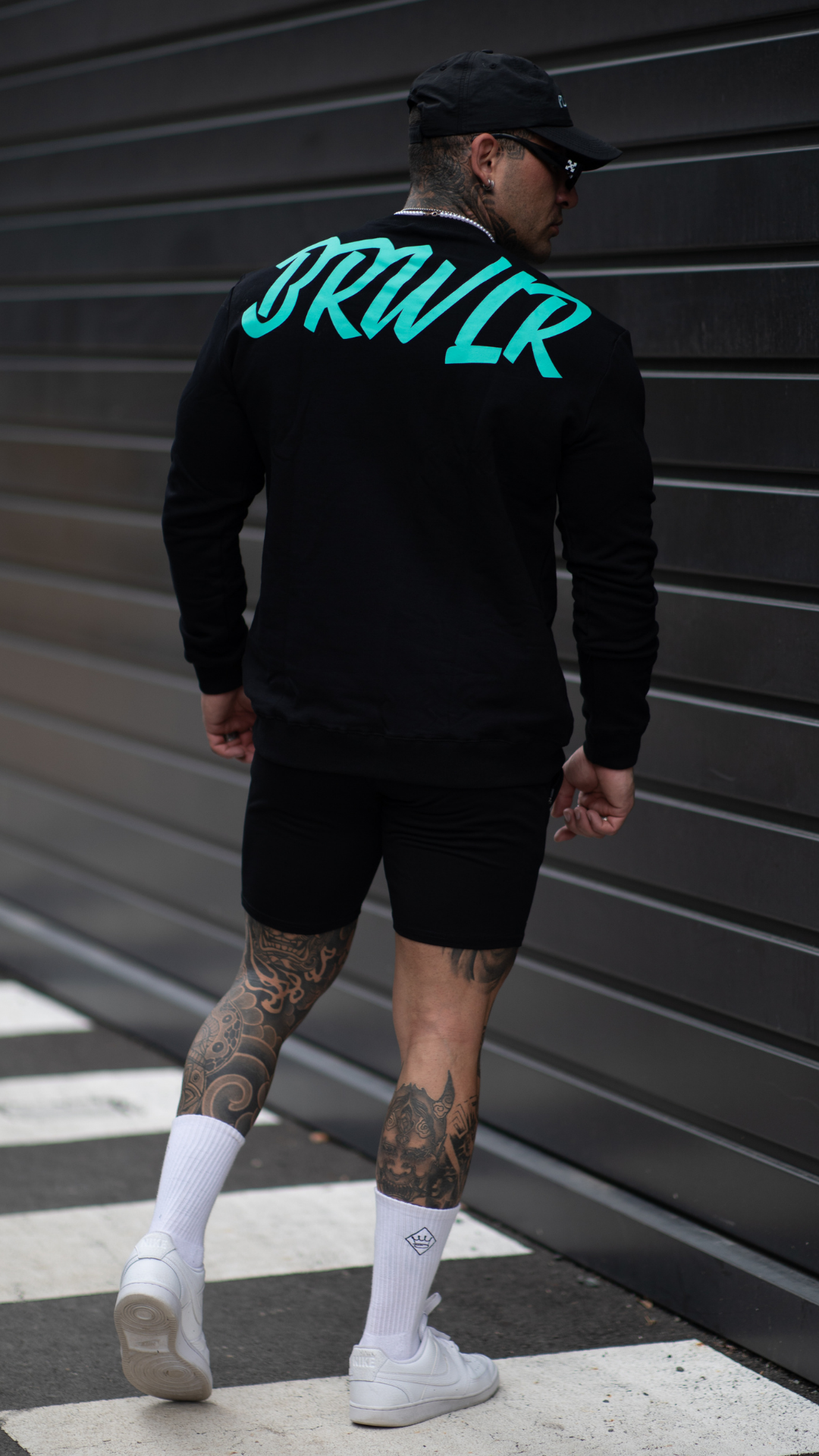 COLOSSAL CREWNECK TIFFANY BLUE